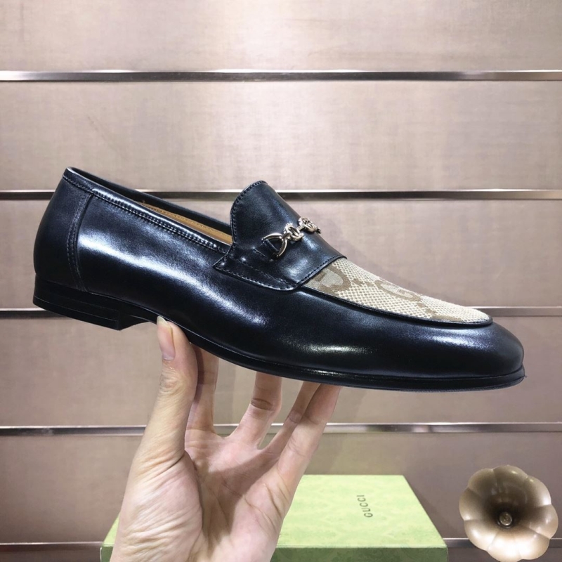 Gucci Leather Shoes